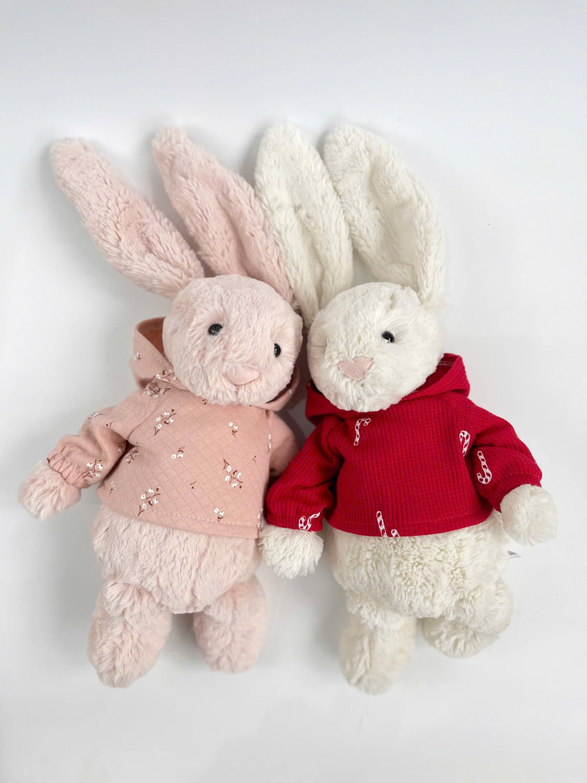 Super cute hoodie for bunnies , Hoodies in various sizes bunnies, a special gift for plush rabbit enthusiasts.